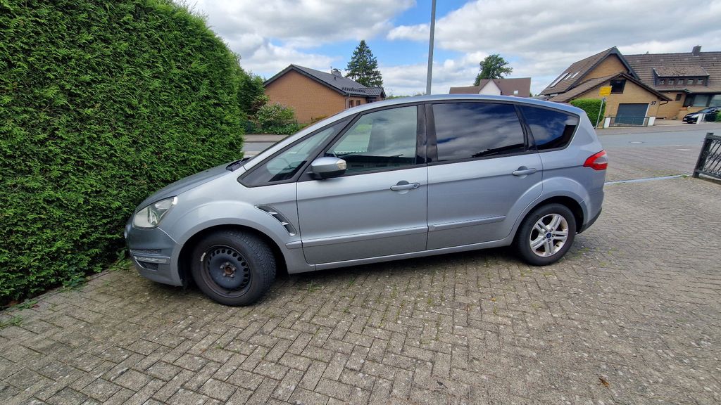 Ford S-Max 201.516 km 6.200 &euro; Augustdorf 32832