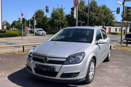Opel Astra 122.000 km 1.990 &euro; Herford 32049