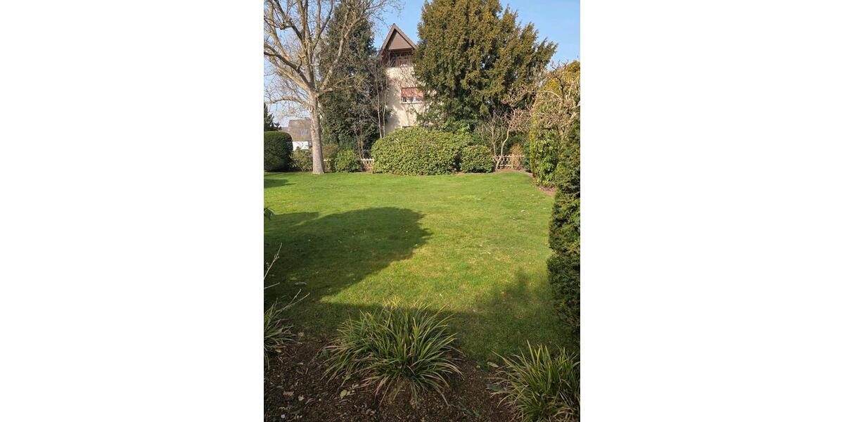 Erdgeschoßwohnung Enger - 3 Zimmer, 107 m&sup2;, 800&euro; | Angebot:25538856