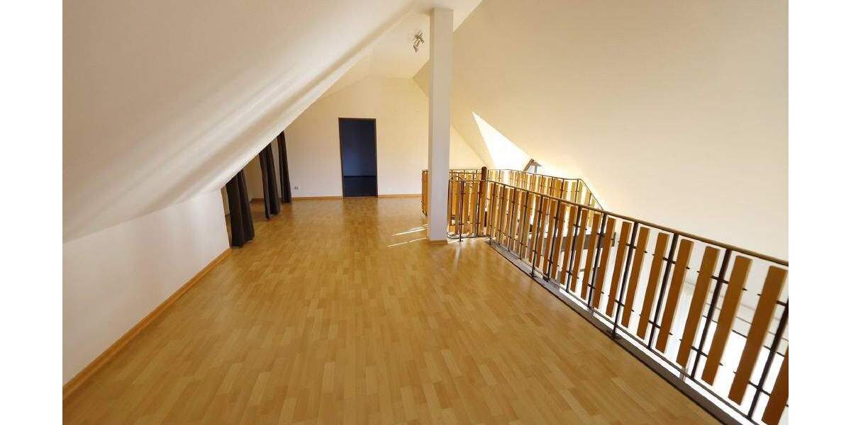 Etagenwohnung Lage - 5 Zimmer, 100 m&sup2;, 228.500&euro; | Angebot:23958156