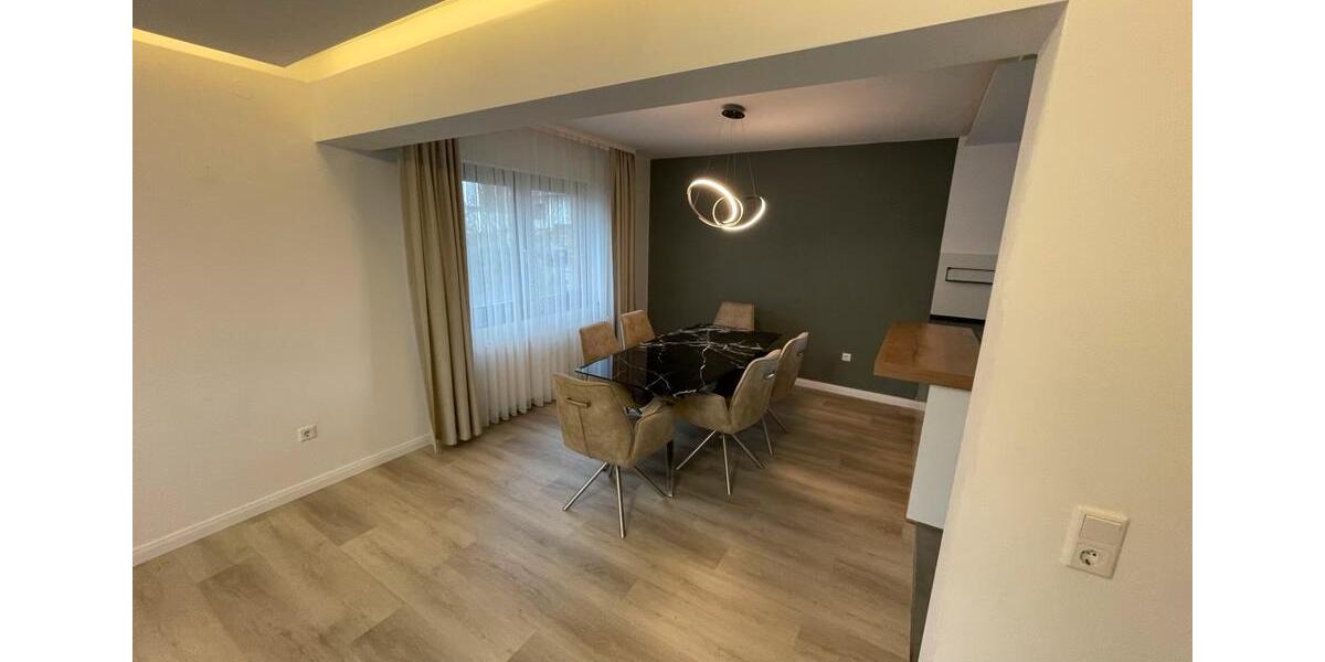 Erdgeschoßwohnung Lemgo - 3 Zimmer, 87 m&sup2;, 800&euro; | Angebot:26663991