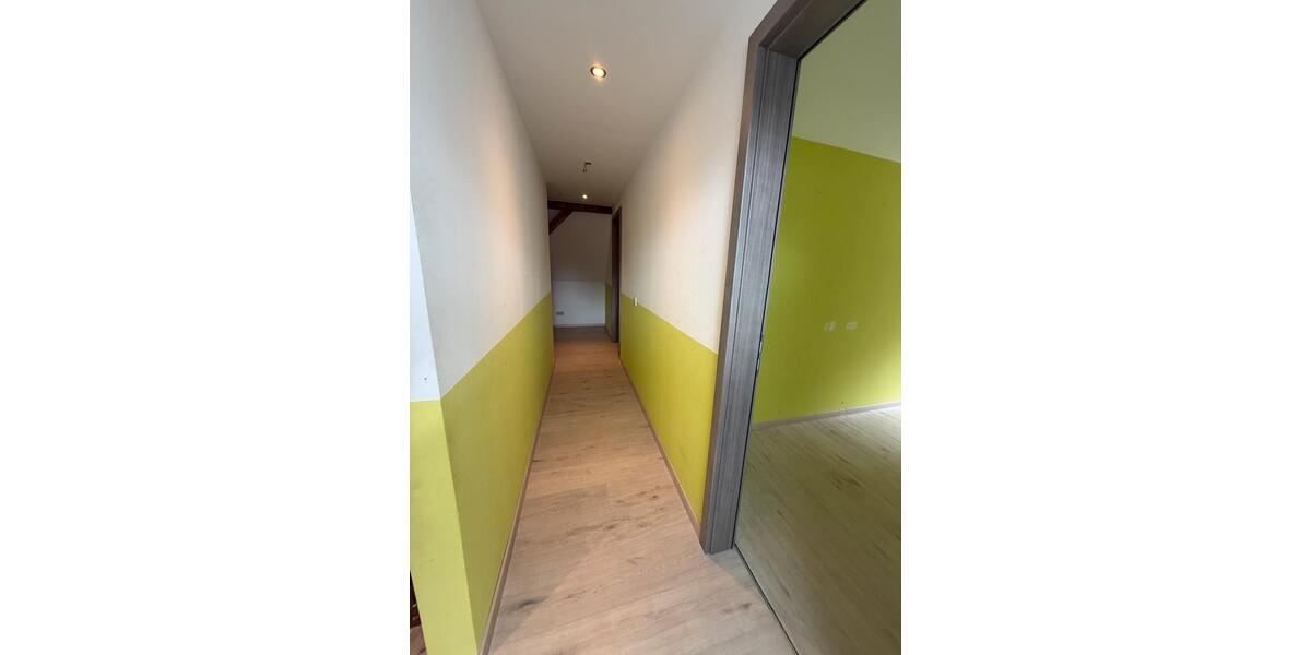 Mehrfamilienhaus, Wohnhaus Hüllhorst - 8 Zimmer, 244 m&sup2;, 1.790&euro; | Angebot:26533419