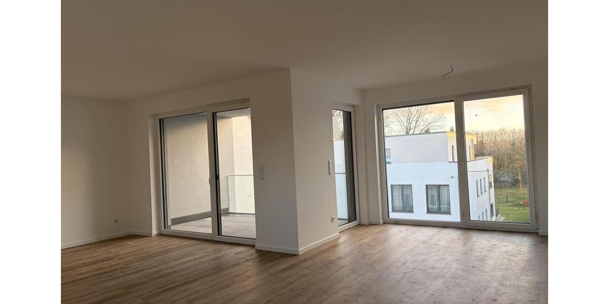 Wohnen am Obersee! Neubau 3-Zimmer-Wohnung mit Loggia 3 zimmer