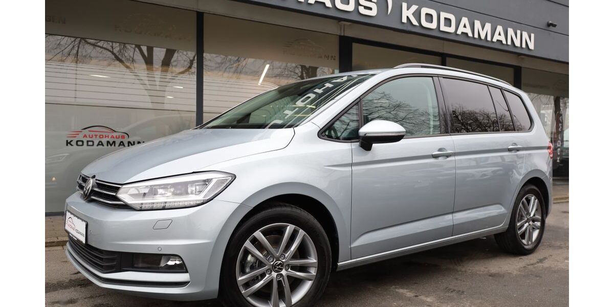 VW Touran 11.561 km 31.950 &euro; Rheda-Wiedenbrück 33378
