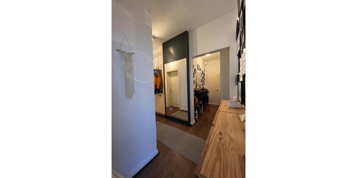 Erdgeschoßwohnung Bielefeld Mitte - 4 Zimmer, 103 m&sup2;, 820&euro; | Angebot:26409883