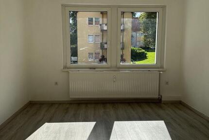 Wohnung Detmold - 3 Zimmer, 52 m&sup2;, 450&euro; | Angebot:26465481