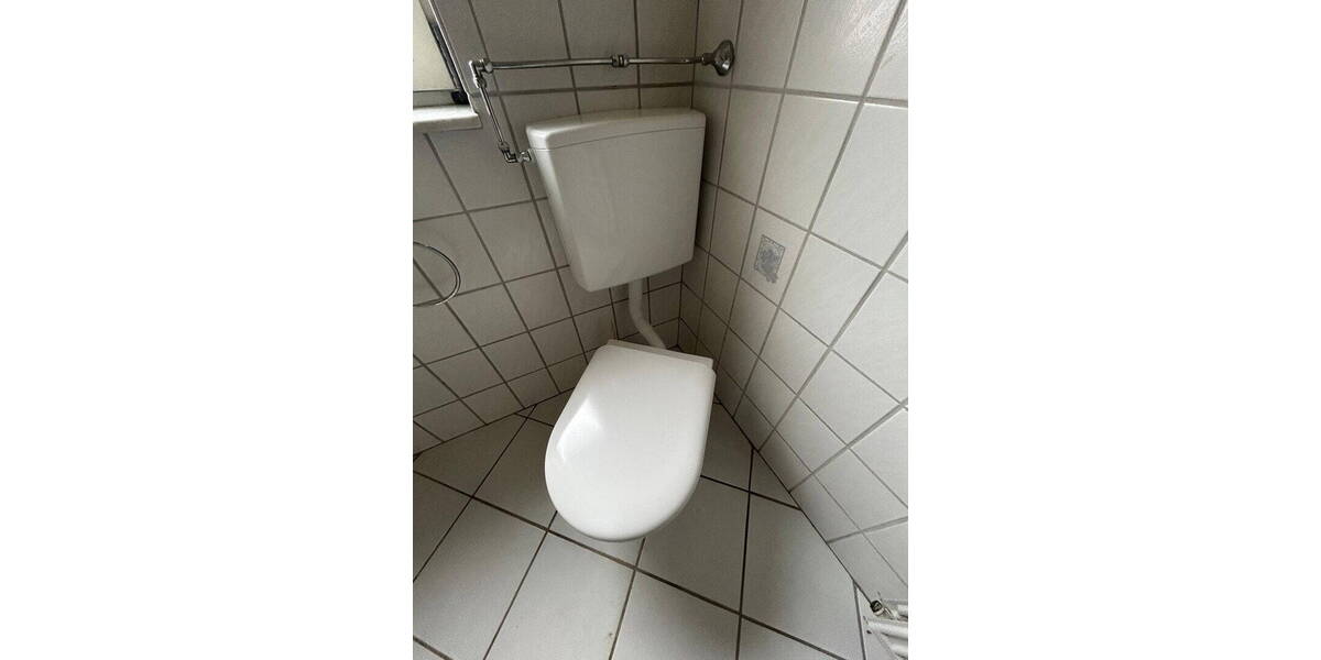 Etagenwohnung Bielefeld Brake - 4 Zimmer, 105 m&sup2;, 850&euro; | Angebot:26164115