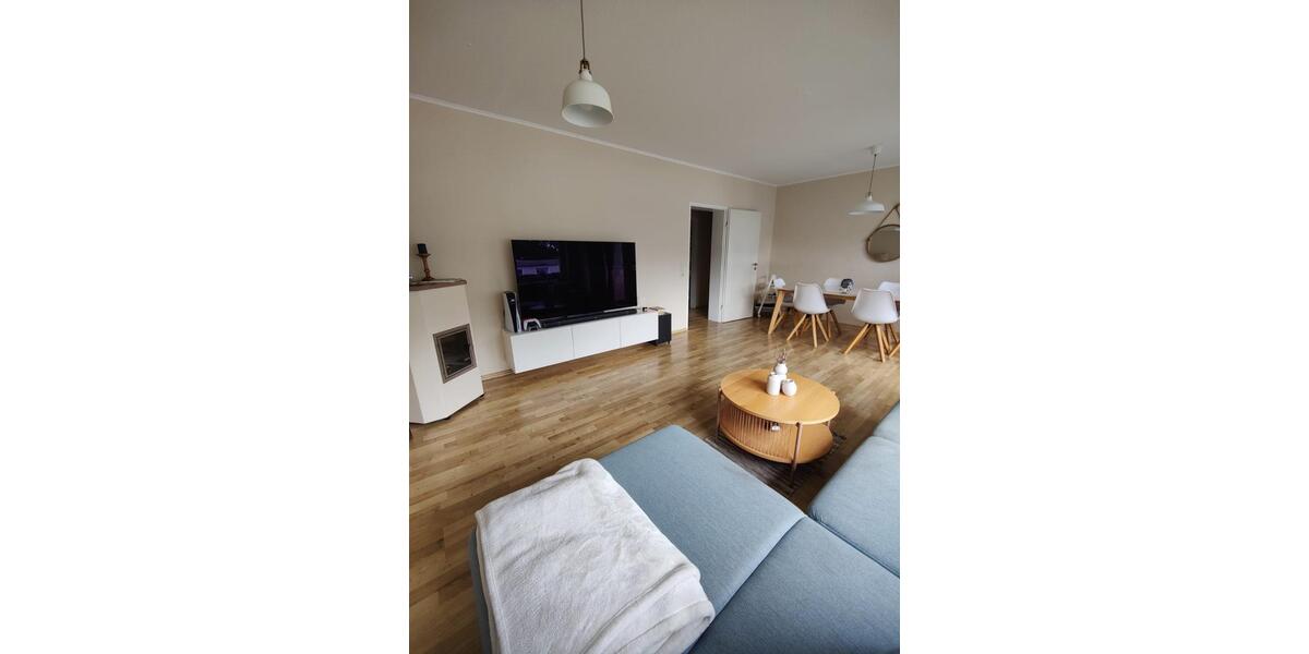 Schöne, helle Eigentumswohnung mit Randlage - 3ZKB + Abstellraum 3 zimmer