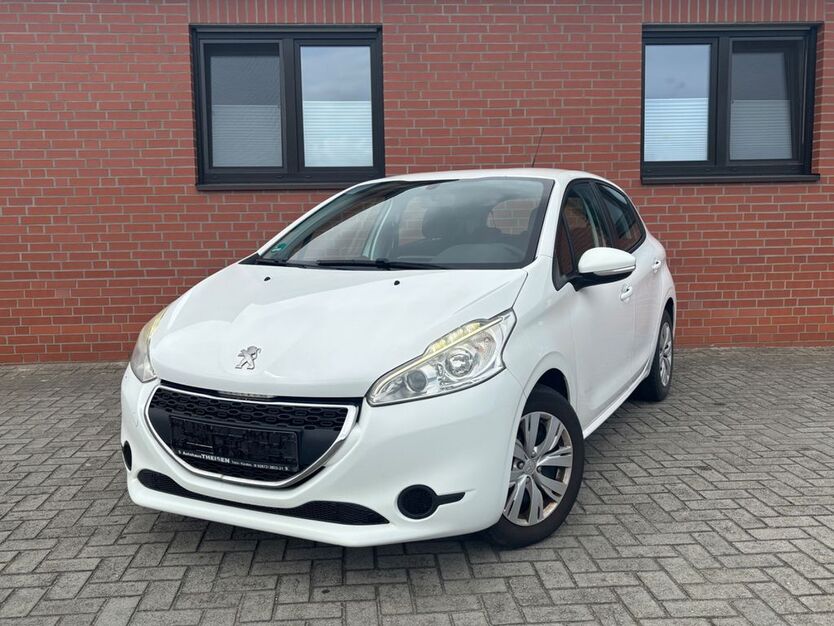Peugeot 208 150.000 km 3.390 € Bad Laer 49196