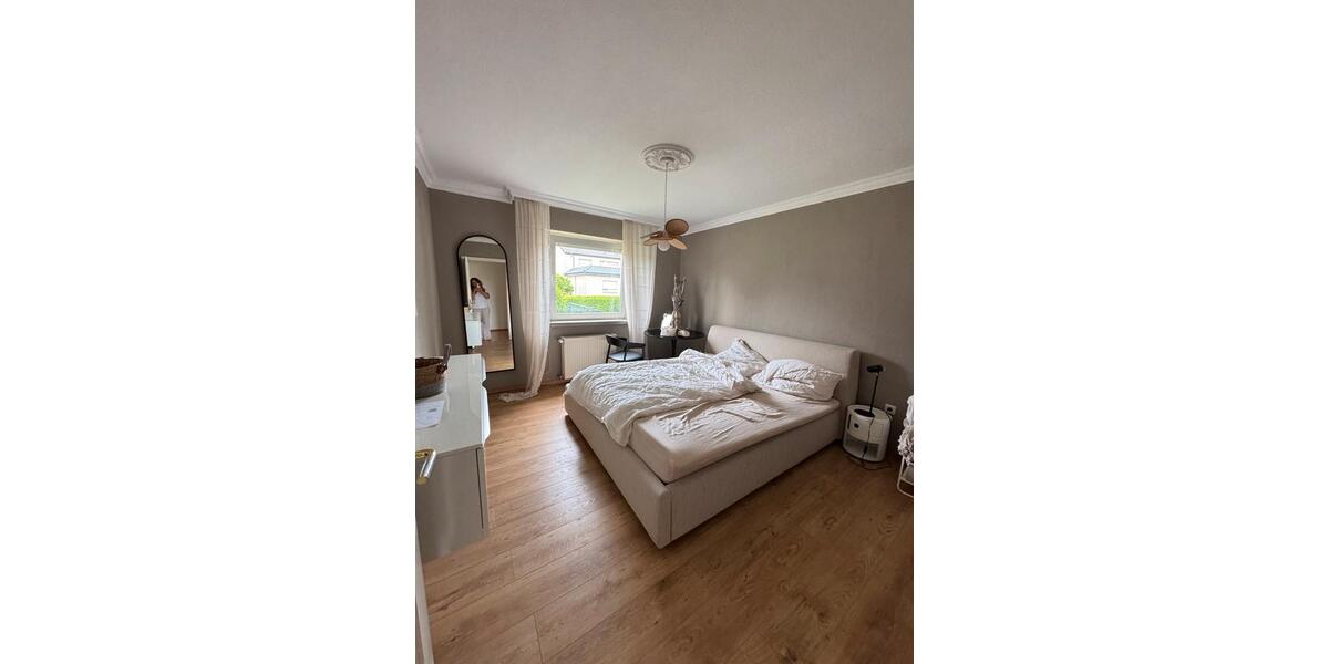Einfamilienhaus Verl - 7 Zimmer, 215 m&sup2;, 549.000&euro; | Angebot:27230079