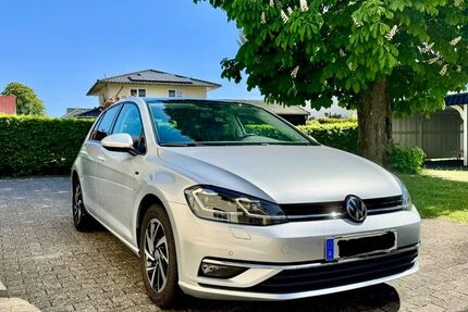 VW Golf 97.500 km 18.950 &euro; Schloß Holte-Stukenbrock 33758