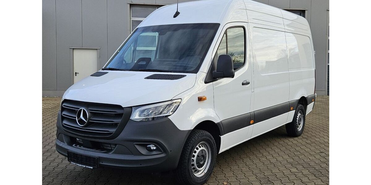 Mercedes-Benz Sprinter 22.897 km 43.911 &euro; Halle (Westf) 33790