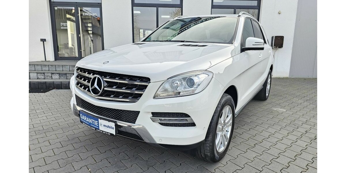 Mercedes-Benz ML 250 CDI 4Matic LEDER NAVI RFK AHK AUS 2.HAND 167.800 km 21.990 &euro; Löhne 32584