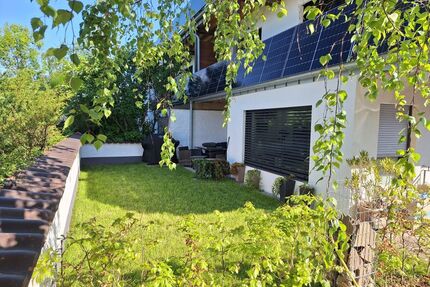 Doppelhaushälfte in Bergheim Erft mit Garten, Stellplatz, gehobene Ausstattung