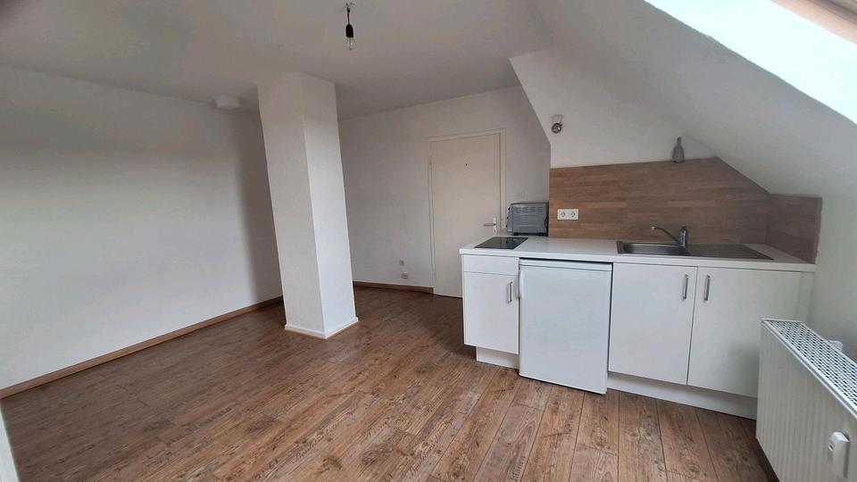 Dachgeschoßwohnung Bad Salzuflen Ehrsen-Breden - 1 Zimmer, 40 m&sup2;, 220&euro; | Angebot:26024000