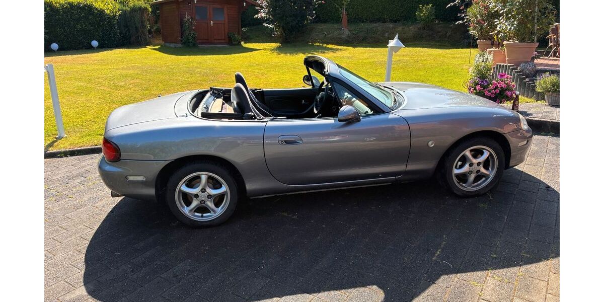 Mazda MX-5 85.670 km 5.990 &euro; Detmold 32760