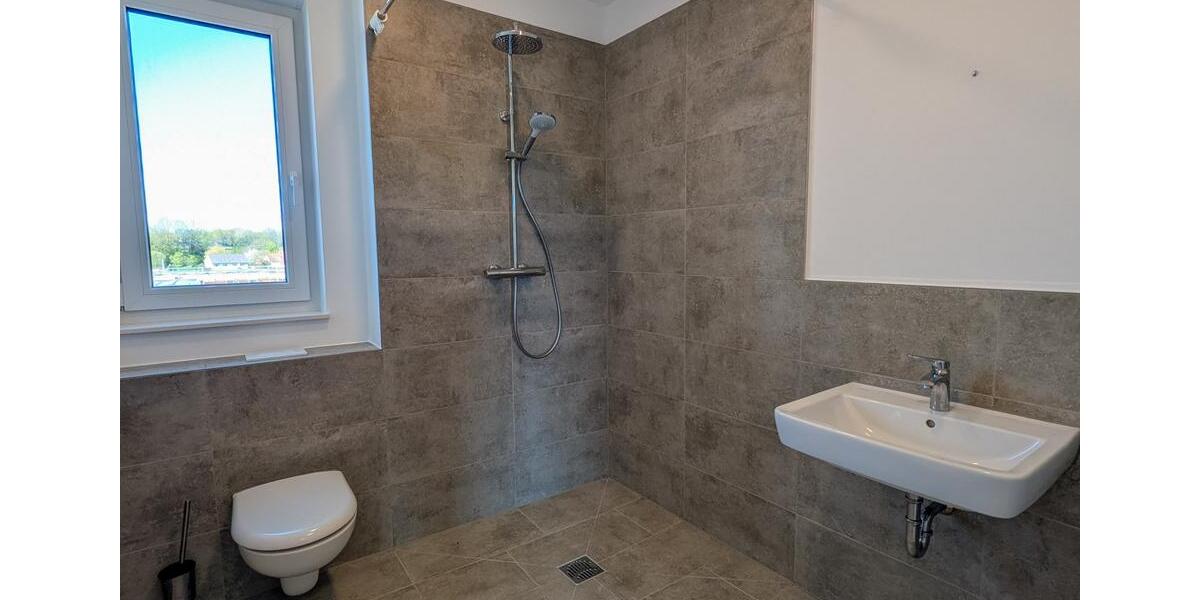 Dachgeschoßwohnung Bielefeld Heepen - 3 Zimmer, 80 m&sup2;, 1.425&euro; | Angebot:26422010