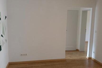 3-Zimmer-Wohnung mit Loggia, 2017 vollständig modernisiert