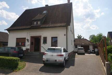 Haus zum Kaufen in Schloß Holte-Stukenbrock 359.000 € 163.48 m²