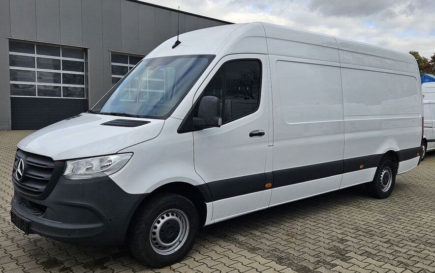 Mercedes-Benz Sprinter 108.026 km 26.775 € Halle (Westf) 33790