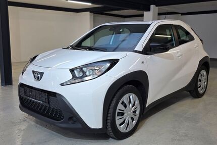 Toyota Aygo (X) 14.153 km 14.999 &euro; Versmold 33775