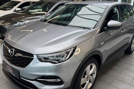 Opel Grandland (X) 43.000 km 14.950 € Detmold 32758