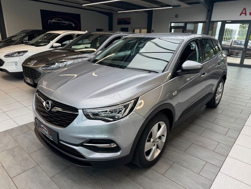 Opel Grandland (X) 43.000 km 14.950 € Detmold 32758