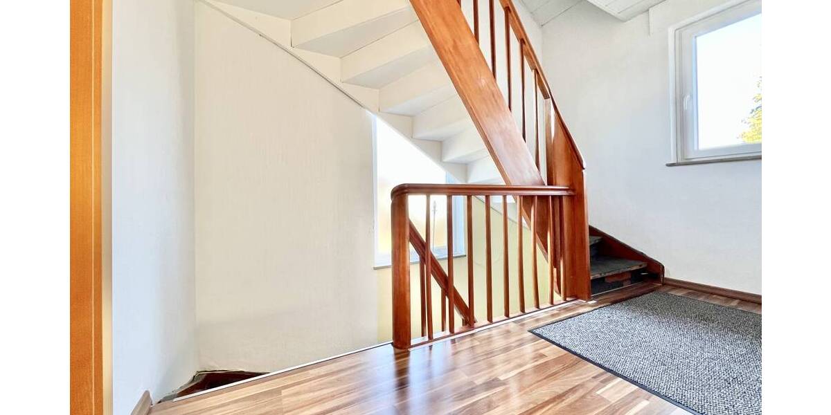 Mehrfamilienhaus, Wohnhaus Detmold Spork-Eichholz - 5 Zimmer, 144 m&sup2;, 229.000&euro; | Angebot:26276580