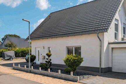 Haus Halle - 4 Zimmer, 132 m&sup2;, 499.000&euro; | Angebot:26615027