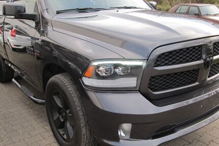 Dodge RAM 47.700 km 27.999 &euro; Vlotho 32602