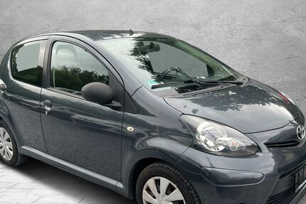 Toyota Aygo (X) 79.000 km 4.499 € Detmold 32758
