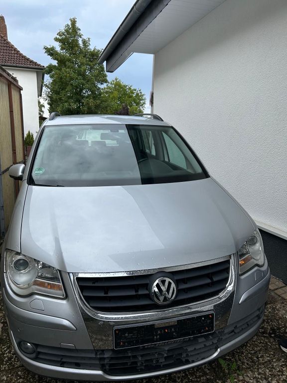 VW Touran 191.000 km 4.000 € Bad oeynahausen 32547