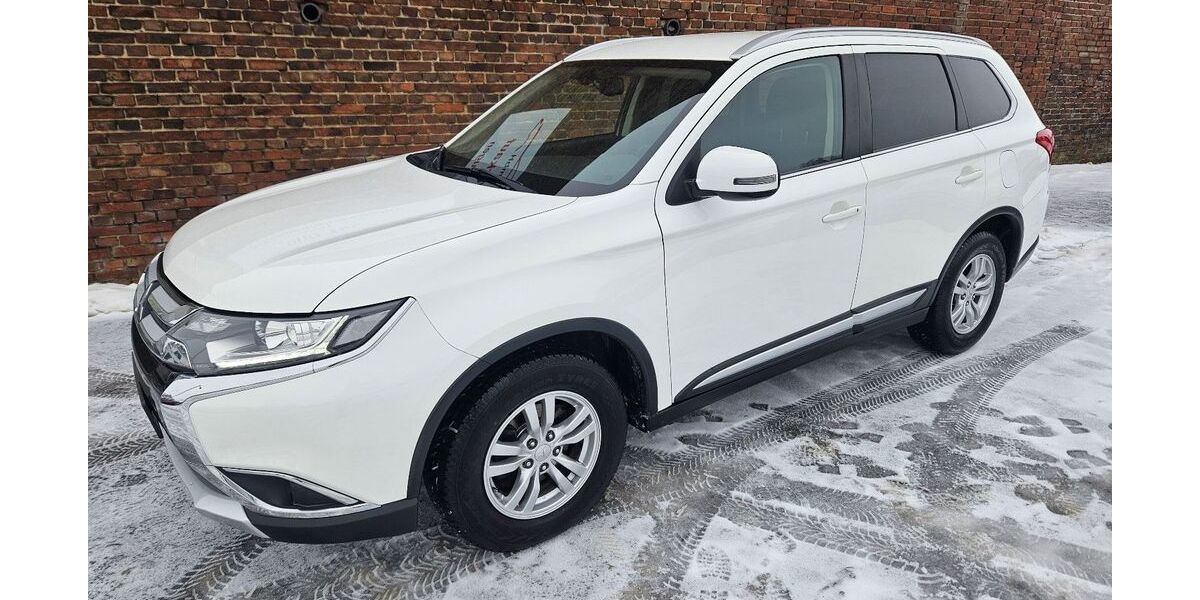 Mitsubishi Outlander 86.355 km 14.490 &euro; Spenge 32139