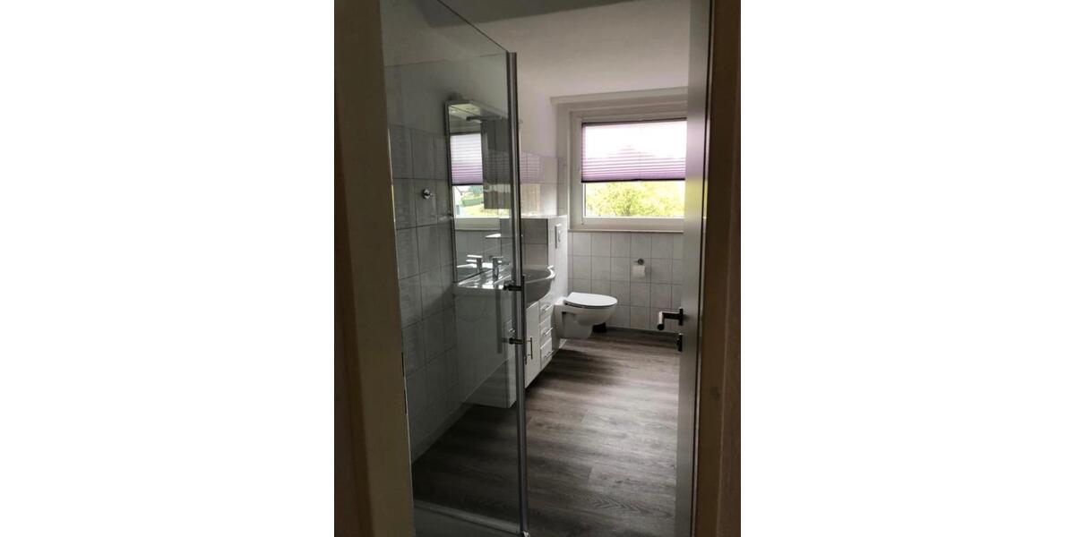 Dachgeschoßwohnung Bad Oeynhausen - 2 Zimmer, 70 m&sup2;, 700&euro; | Angebot:25596620