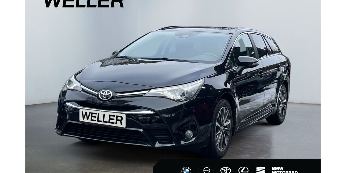 Toyota Avensis 118.320 km 16.975 &euro; Herford 32049