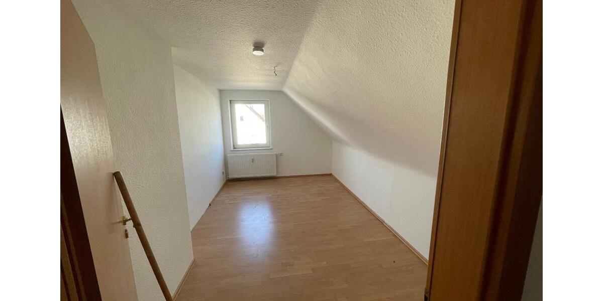 Dachgeschoßwohnung Bielefeld Heepen - 1 Zimmer, 50 m&sup2;, 300&euro; | Angebot:25784128