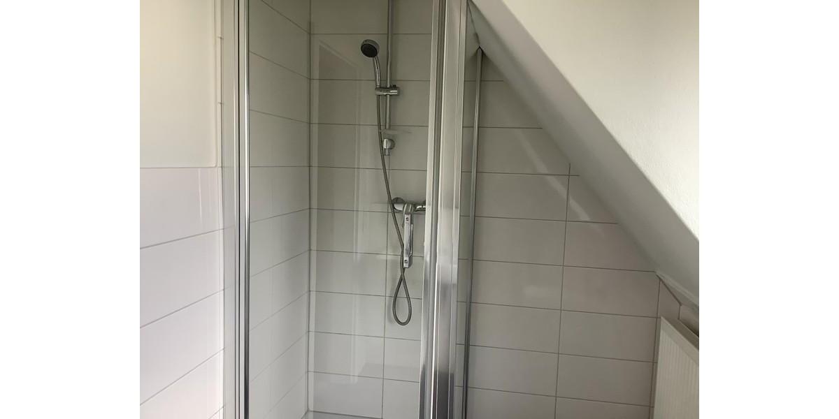 Dachgeschoßwohnung Bielefeld Brackwede - 2 Zimmer, 48 m&sup2;, 443&euro; | Angebot:26673615