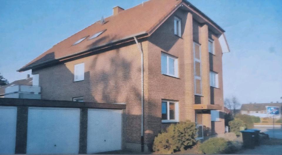 Hochparterre Halle - 2 Zimmer, 68 m&sup2;, 595&euro; | Angebot:25759346