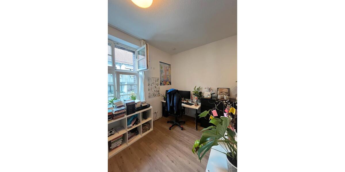 Etagenwohnung Bielefeld - 1 Zimmer, 19 m&sup2;, 325&euro; | Angebot:23793203