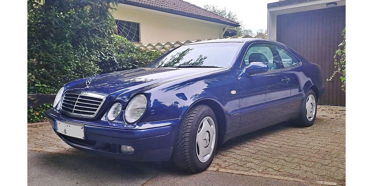 Mercedes-Benz CLK 200 28.152 km 9.900 &euro; Detmold 32760