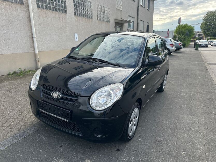 Kia Picanto 126.000 km 1.799 € Paderborn 33100