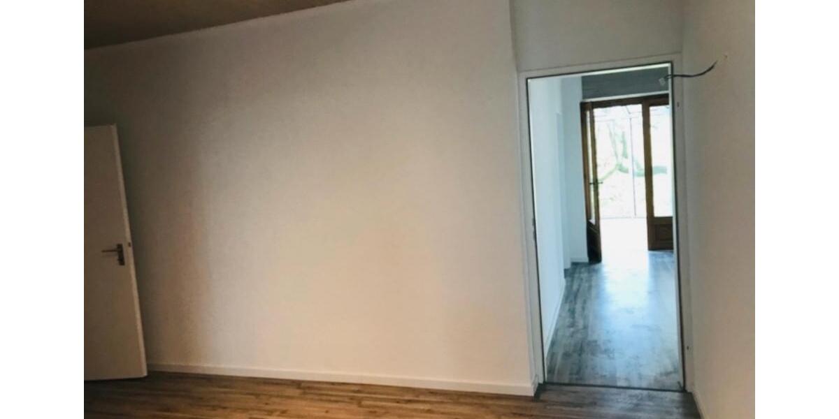 Erdgeschoßwohnung Oerlinghausen - 4.5 Zimmer, 120 m&sup2;, 1.330&euro; | Angebot:23880319