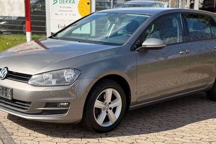 VW Golf 116.000 km 8.490 &euro; Bielefeld 33689