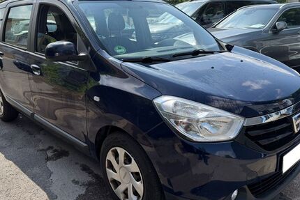 Dacia Lodgy 187.000 km 3.999 &euro; Detmold 32758