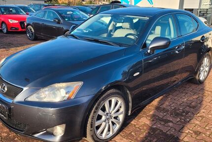 Lexus IS 220 233.119 km 5.800 &euro; Halle (Westfalen) 33790