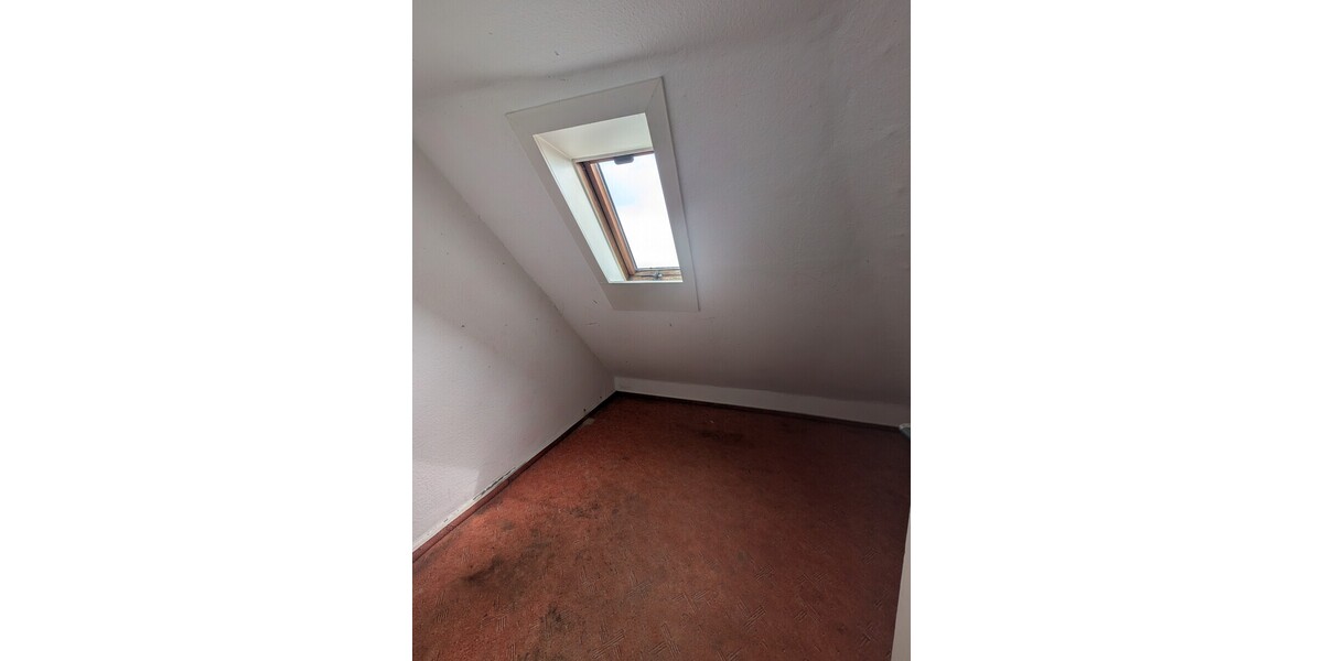 Löhne-Gohfeld — bezugsfreies Anlageobjekt mit Entwicklungspotenzial - Mehrfamilienhaus, Wohnhaus Löhne / Besebruch Besebruch | Angebot:26630199