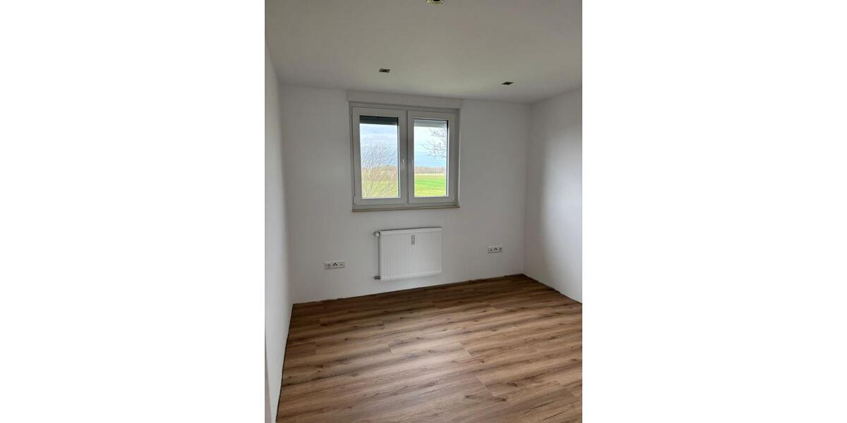 Dachgeschoßwohnung Rietberg - 3 Zimmer, 80 m&sup2;, 900&euro; | Angebot:25590293
