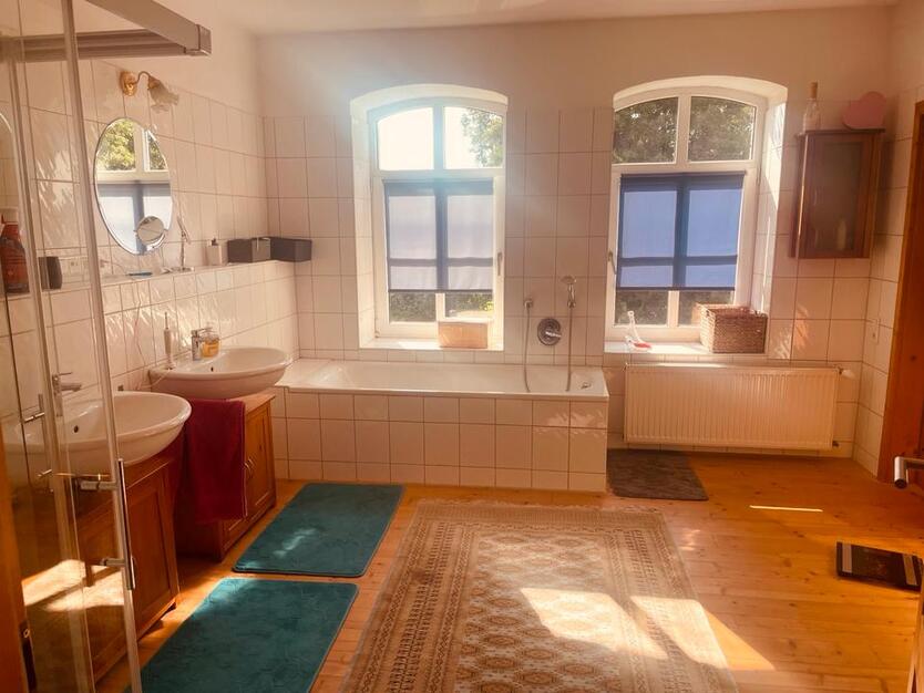 Sanierter Reiterhof mit Reitplatz zu verkaufen