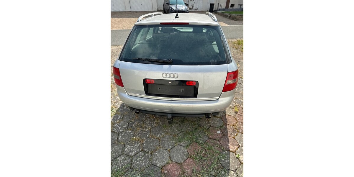 Audi A6 280.000 km 4.999 &euro; Rödinghausen 32289