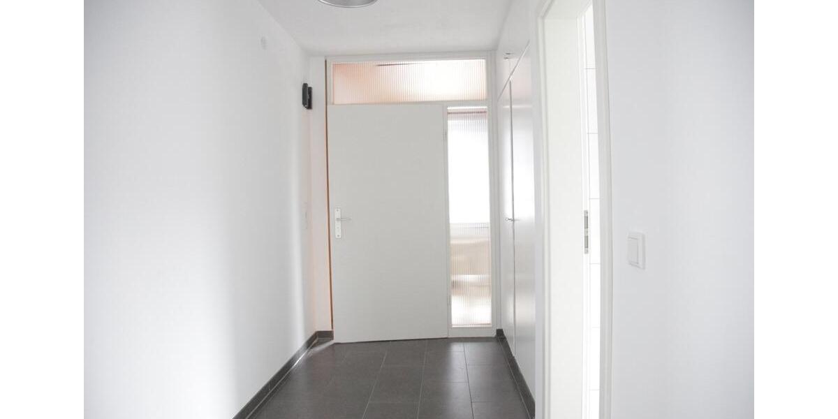 Dachgeschoßwohnung Bielefeld Brackwede - 3 Zimmer, 85 m&sup2;, 800&euro; | Angebot:25417259